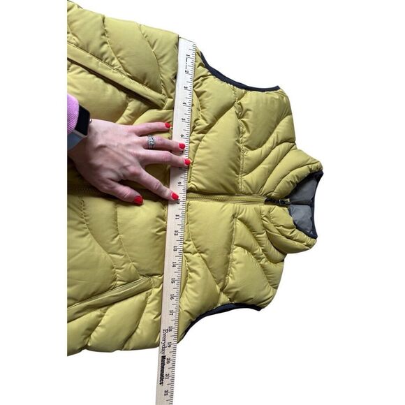 REI Puffer Vest Womens S Yellow Gold Quilted Goosedown Gorpcore - Picture 5 of 8